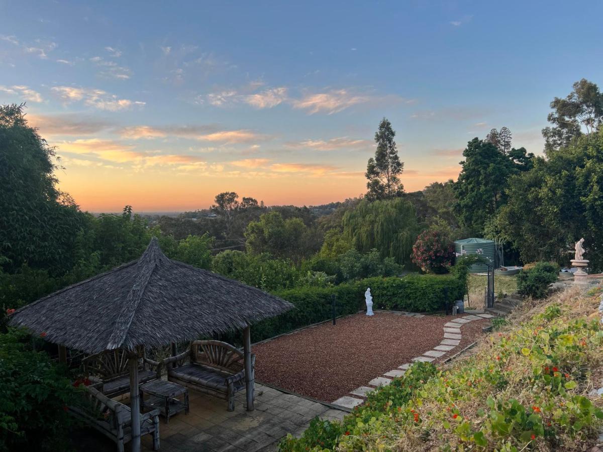 Bright & Beautiful Home On The Hills! Kelmscott 외부 사진